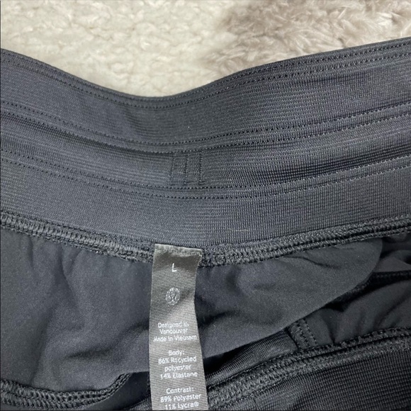 Great condition and comfortable to wear! - Picture 4 of 4